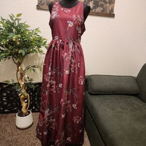 Elegant Floral Burgundy Dress With Pockets